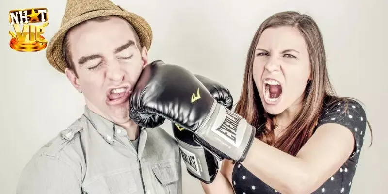 Mơ Thấy Mình Bị Đánh - Giải Mã Điềm Báo Và Con Số Lô Đề